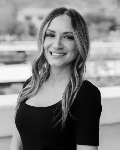 Picture of Lisha Glazier